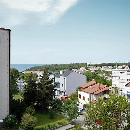 Ferienwohnung Nada 5 - Apartman S Pogledom Na More Pula Exterior foto