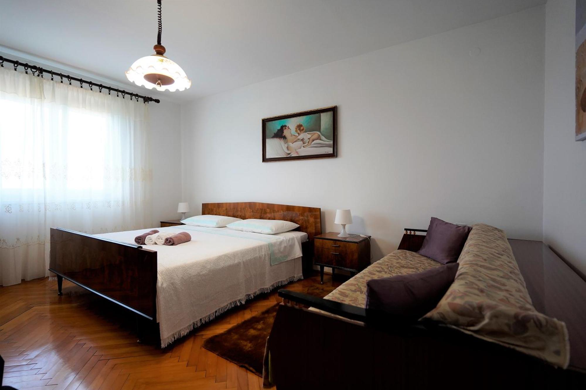 Ferienwohnung Nada 5 - Apartman S Pogledom Na More Pula Exterior foto