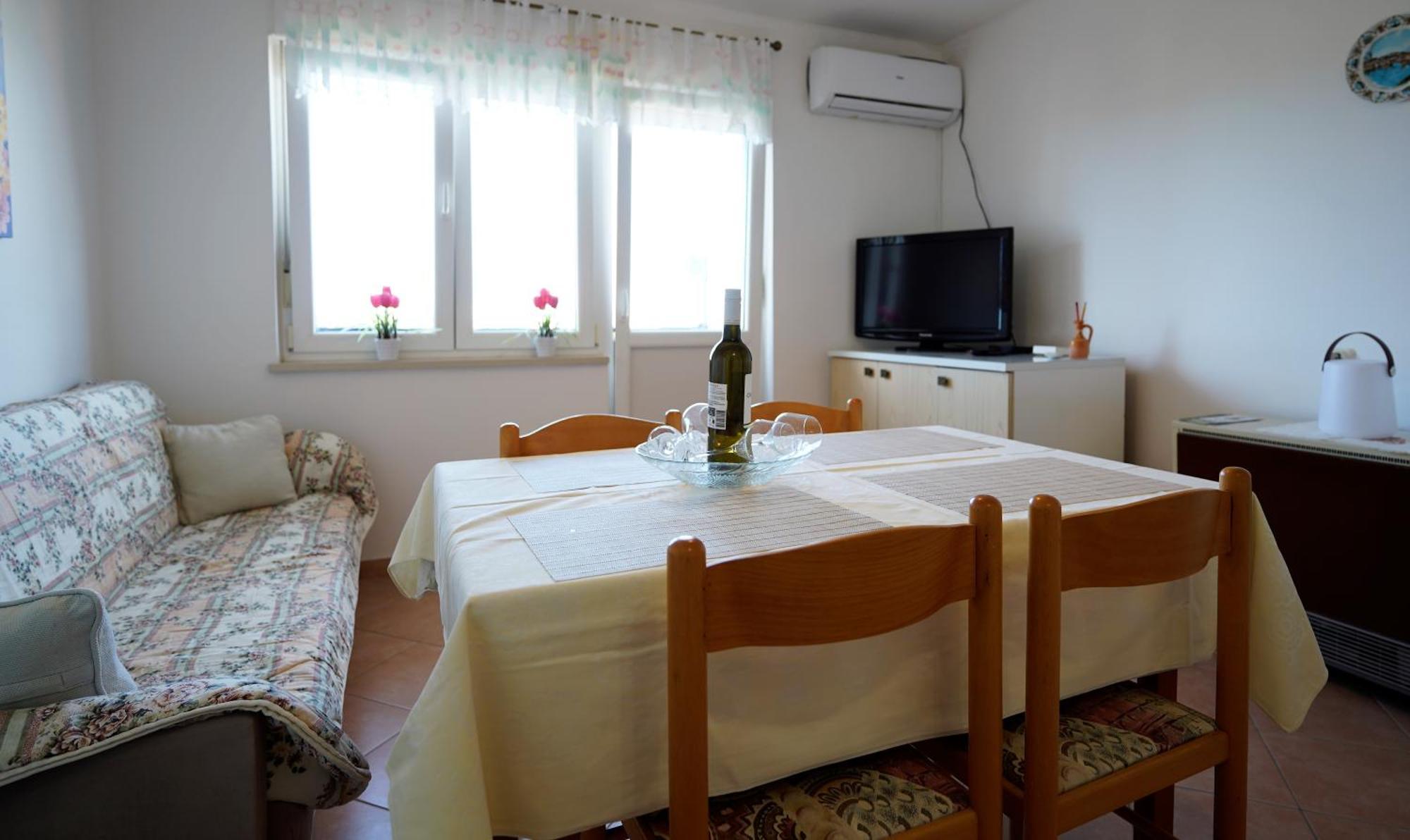 Ferienwohnung Nada 5 - Apartman S Pogledom Na More Pula Exterior foto